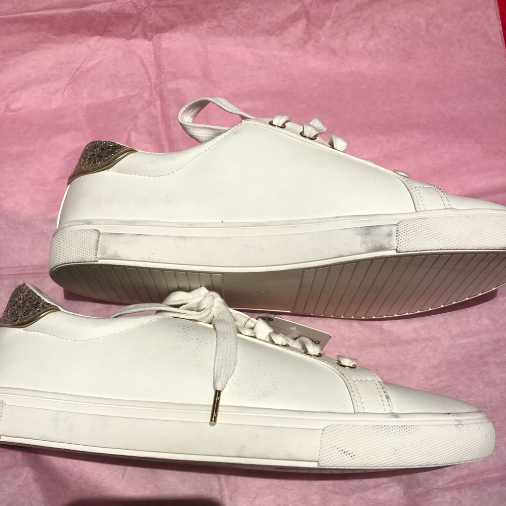 H&M Sneakers